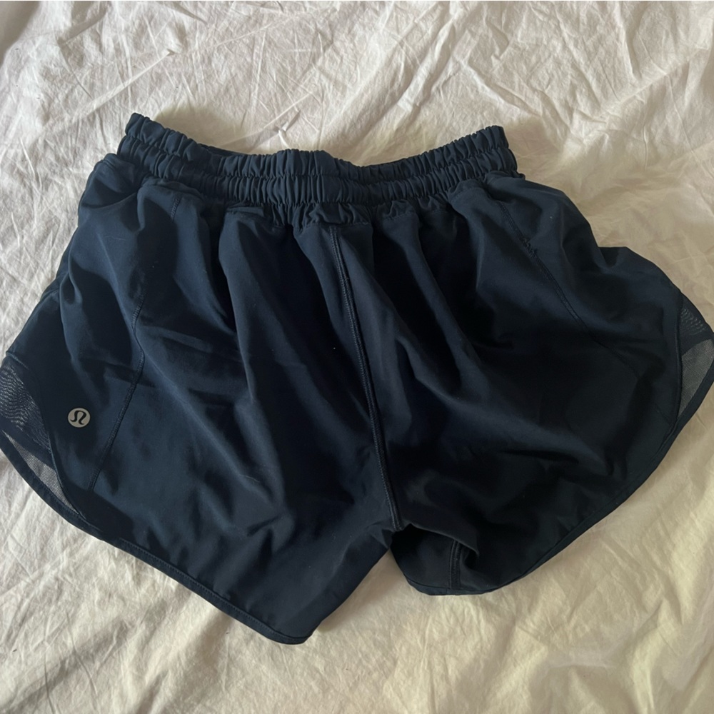 lululemon hottie hot shorts size 4